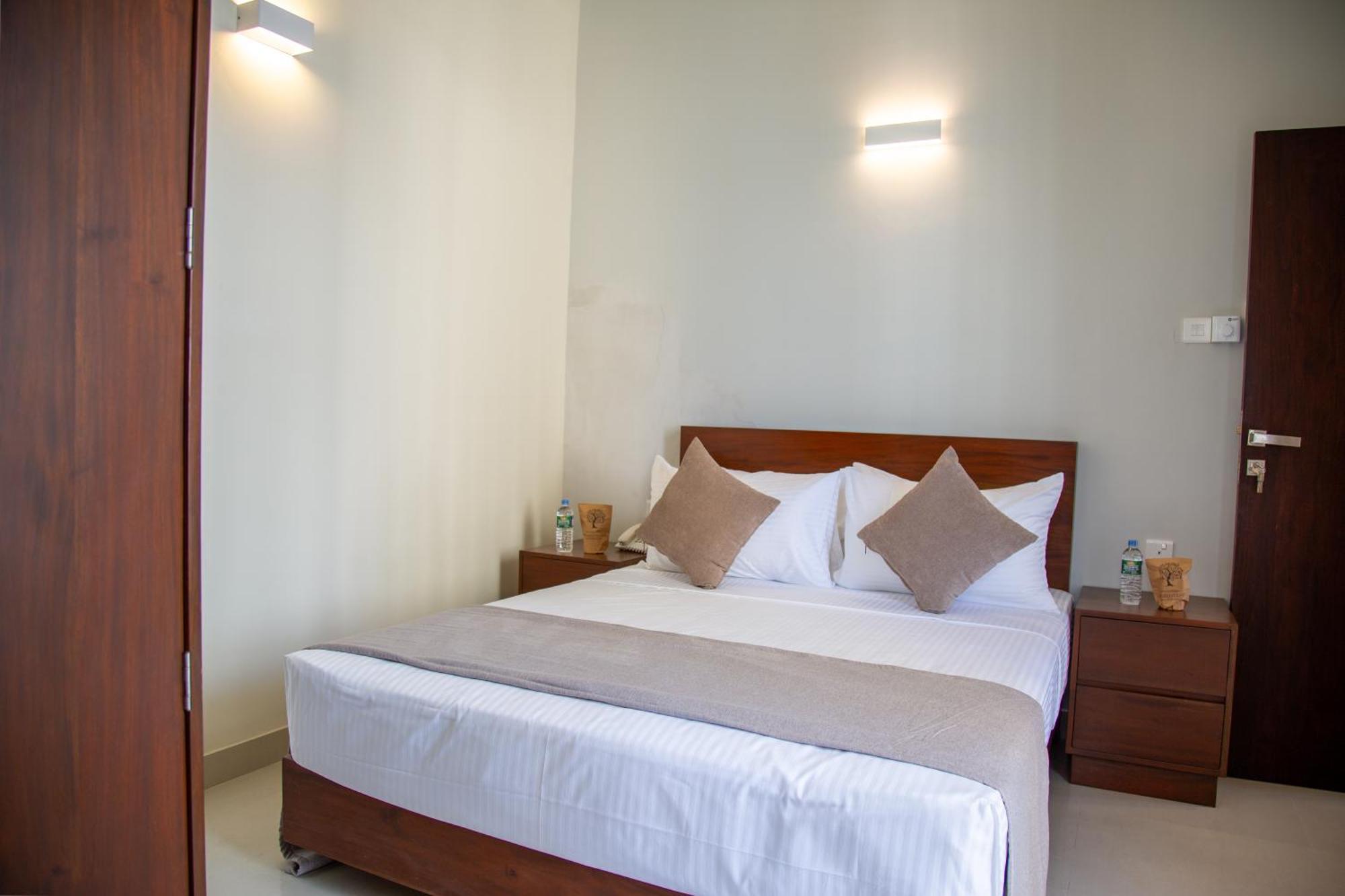 Marine Suites Colombo Esterno foto