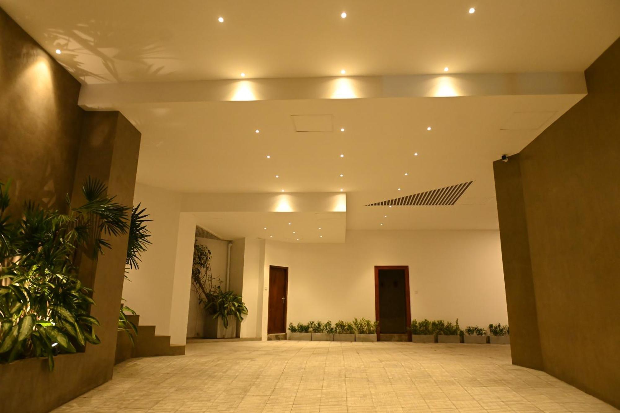 Marine Suites Colombo Esterno foto