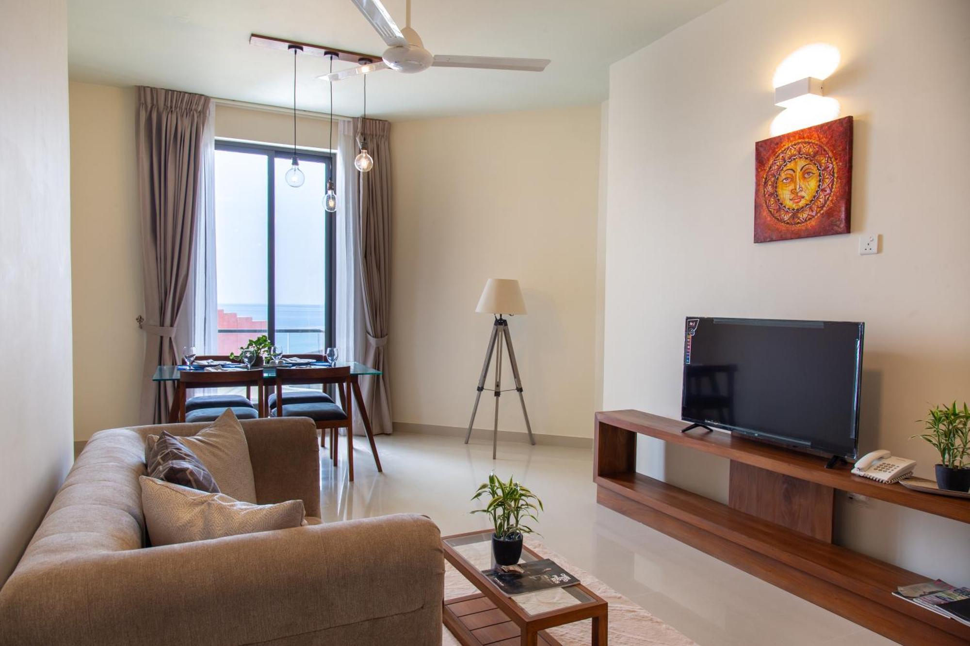Marine Suites Colombo Esterno foto