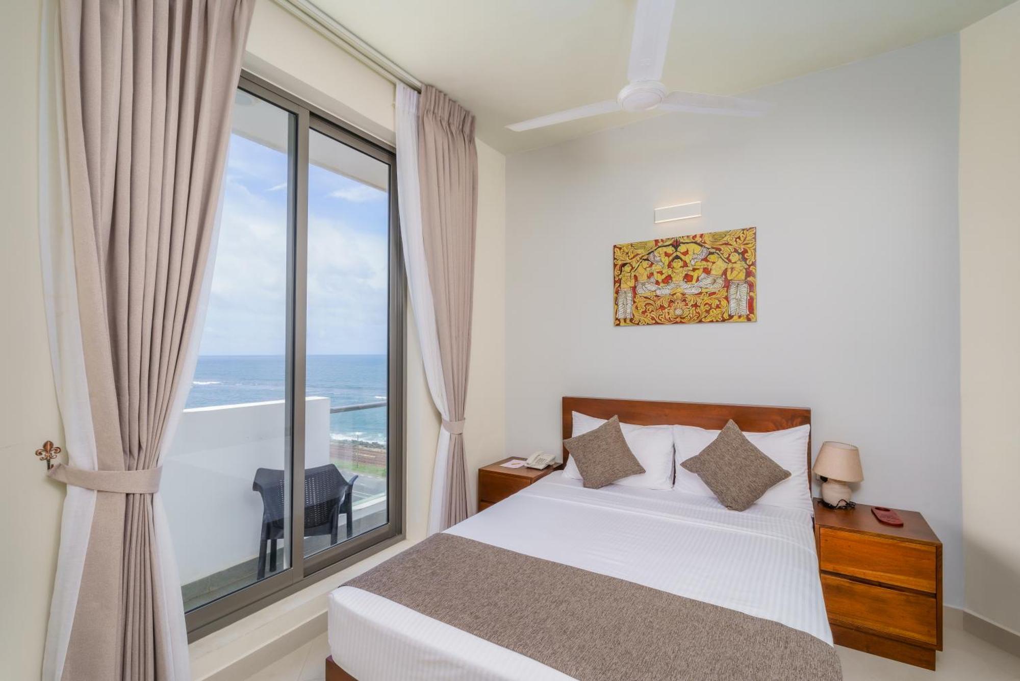 Marine Suites Colombo Esterno foto