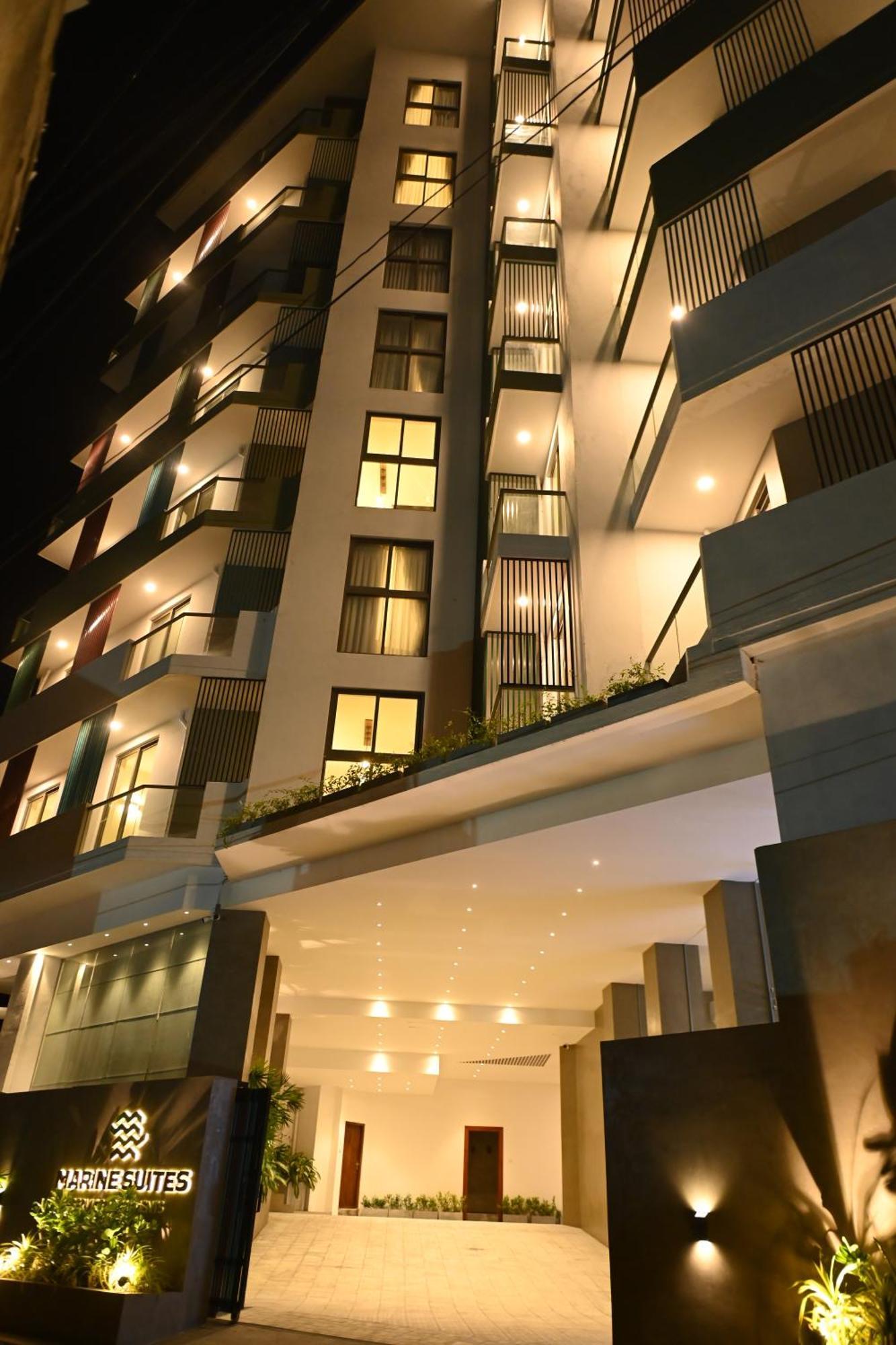 Marine Suites Colombo Esterno foto