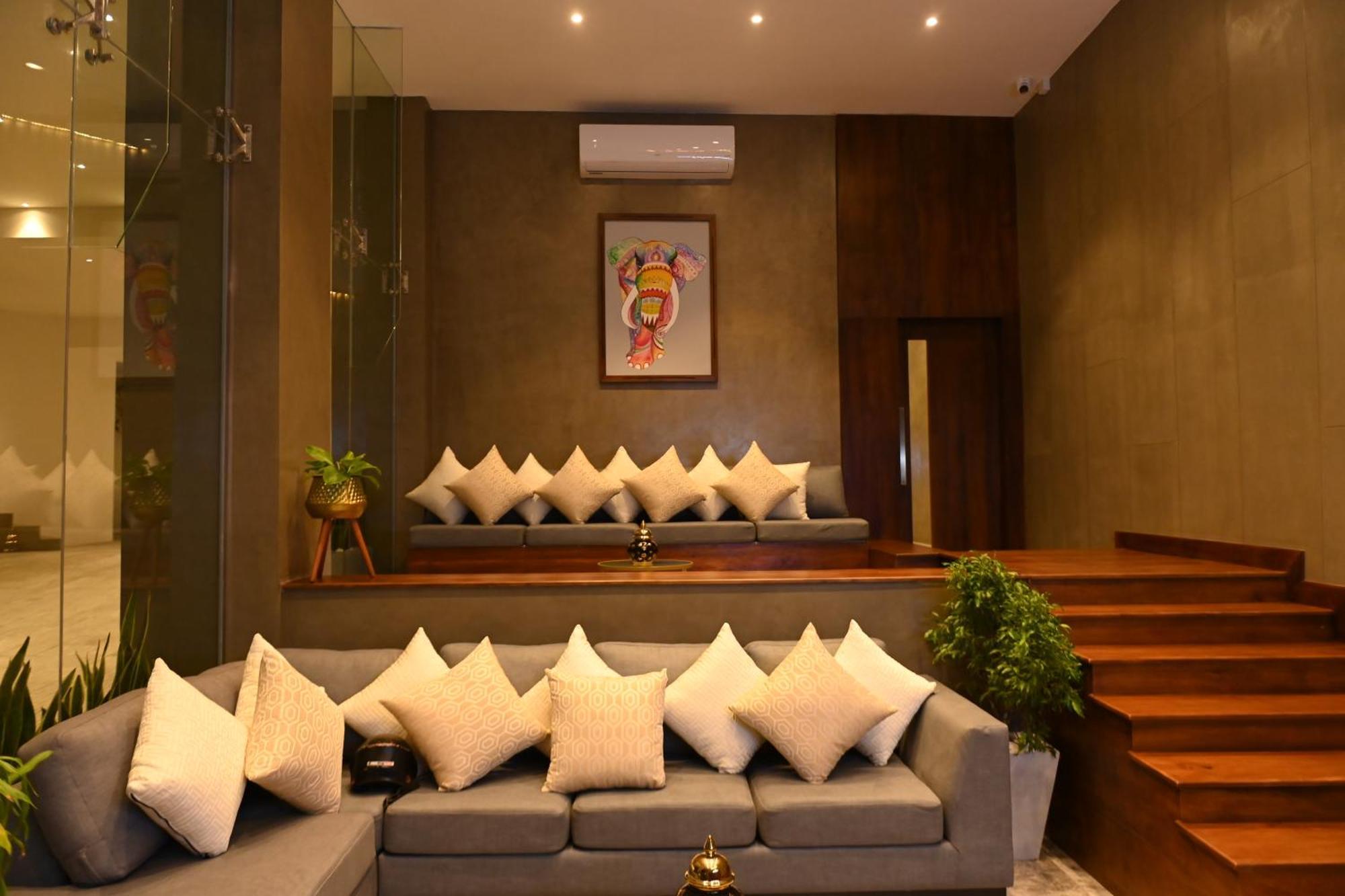 Marine Suites Colombo Esterno foto